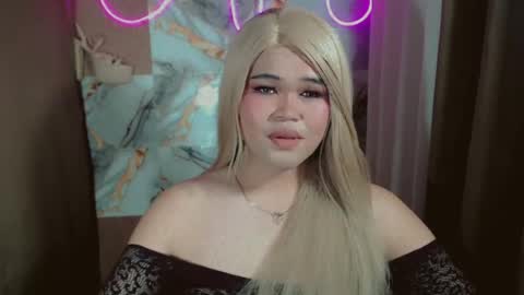 Snapshot of rhetttogo chatting on 06-16-26, 07:44 - mamerta online show from 06-16-26, 07:44