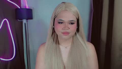 Snapshot of rhetttogo chatting on 07-23-26, 02:53 - mamerta online show from 07-23-26, 02:53