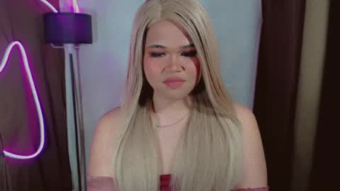 Snapshot of rhetttogo chatting on 07-23-26, 03:21 - mamerta online show from 07-23-26, 03:21