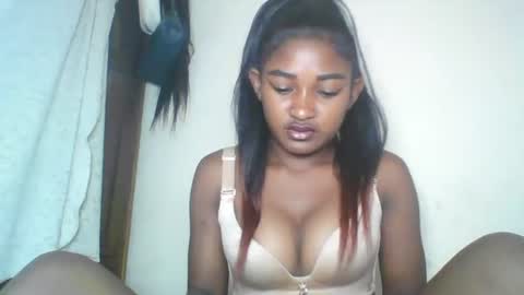 rhoanna online show from 06-19-26, 06:56