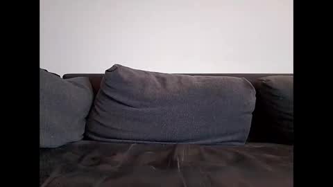 Shaved cock ready online show from 02-04-26, 07:25