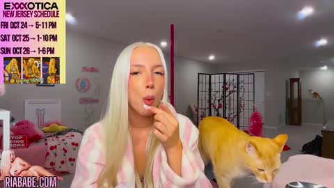 ria  online show from 10-22-25, 02:56