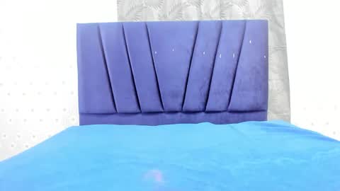 Snapshot of riaha_18_ chatting on 01-15-26, 05:16 riaha_18_ online show from 01-15-26, 05:16