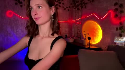 riana_razz online show from 07-06-26, 03:36