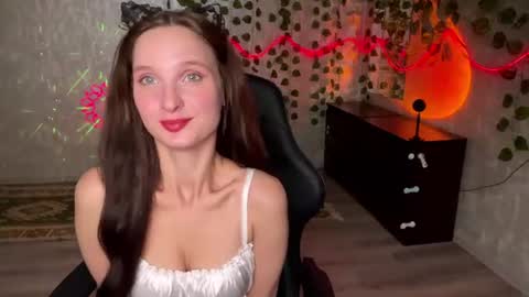 riana_razz online show from 08-09-26, 02:55
