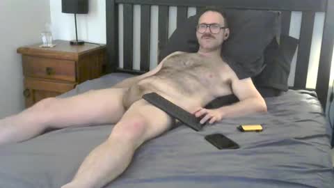 Snapshot of ric_1999 chatting on 03-05-26, 05:58 Ric online show from 03-05-26, 05:58