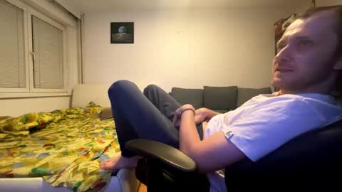 Snapshot of ricciardio chatting on 11-03-25, 10:53 ricciardio online show from 11-03-25, 10:53