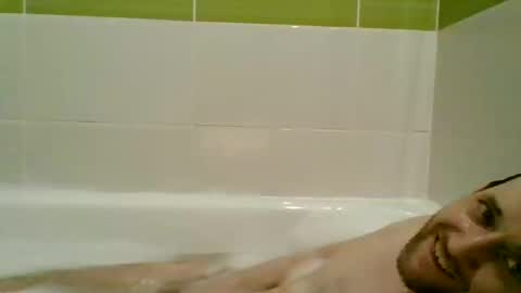 Snapshot of ricciardio chatting on 06-11-26, 02:59 ricciardio online show from 06-11-26, 02:59
