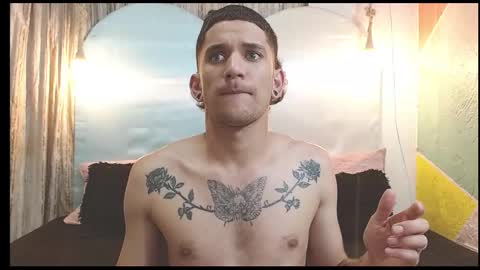 Snapshot of rich_de_la_rosa chatting on 01-06-26, 05:00 rich and kitty online show from 01-06-26, 05:00