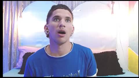 Snapshot of rich_de_la_rosa chatting on 01-11-26, 02:38 rich and kitty online show from 01-11-26, 02:38