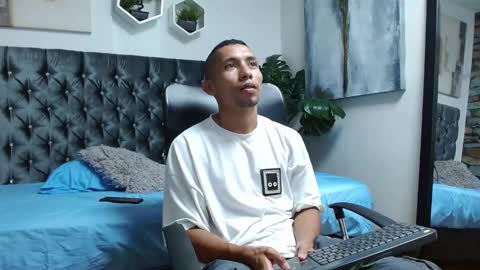 richar_voller online show from 02-26-25, 04:56