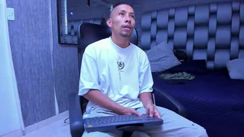 richar_voller online show from 10-11-25, 11:31