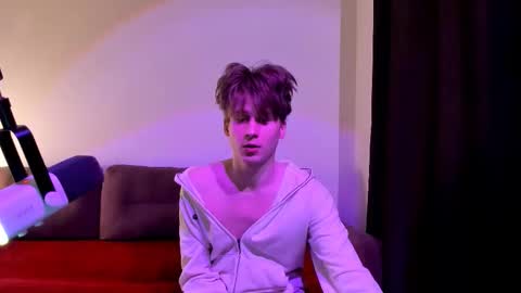 Snapshot of richard_bern chatting on 02-18-26, 04:25 richard_bern online show from 02-18-26, 04:25