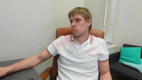 Snapshot of richard_hards chatting on 05-03-26, 12:22 RICHARD HARDS online show from 05-03-26, 12:22