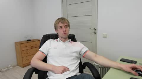Snapshot of richard_hards chatting on 05-07-26, 06:41 RICHARD HARDS online show from 05-07-26, 06:41