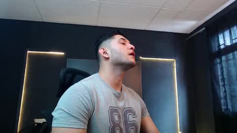 Ricardo online show from 10-02-25, 01:40