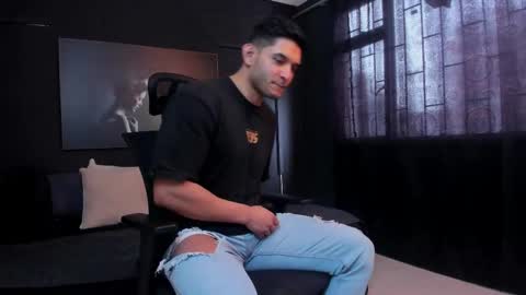 Ricardo online show from 10-11-25, 04:05