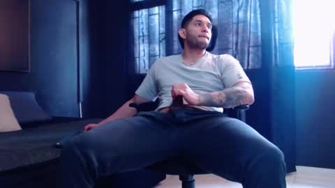 Ricardo online show from 10-21-25, 02:51