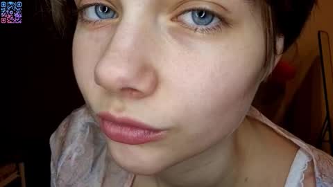 Snapshot of richardlundsten chatting on 02-26-26, 06:51 Luna online show from 02-26-26, 06:51