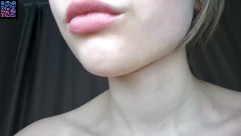 Snapshot of richardlundsten chatting on 03-06-26, 06:37 Luna online show from 03-06-26, 06:37