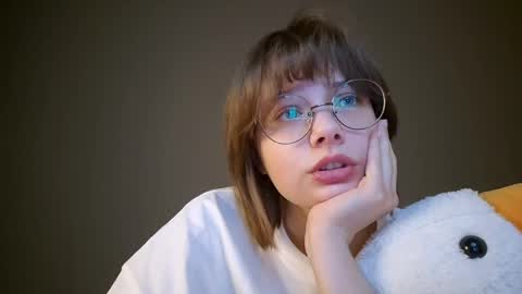 Luna online show from 04-29-26, 06:36