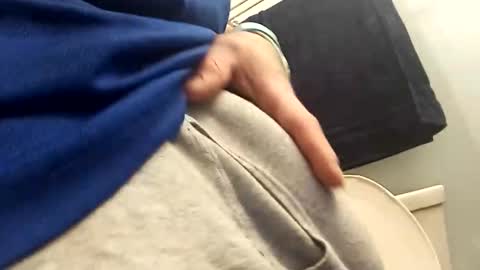 Snapshot of richdunn chatting on 10-26-25, 09:10 richdunn online show from 10-26-25, 09:10