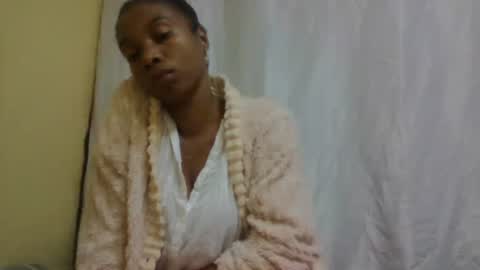 Snapshot of richella34 chatting on 06-18-26, 11:20 richella34 online show from 06-18-26, 11:20