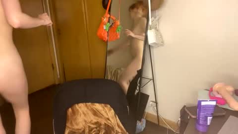 Snapshot of richhousewives chatting on 12-17-24, 07:18 Amber online show from 12-17-24, 07:18