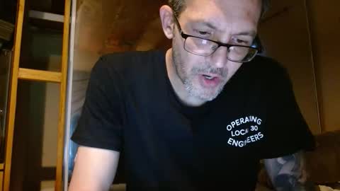 Snapshot of richi3richny chatting on 05-12-26, 12:08 Richie online show from 05-12-26, 12:08