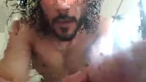 Snapshot of richierich008 chatting on 11-09-25, 06:17 richierich008 online show from 11-09-25, 06:17