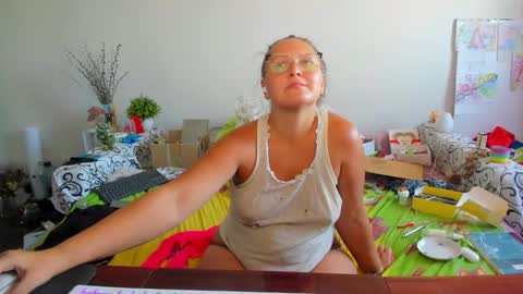 Snapshot of richlucky555 chatting on 09-21-25, 01:35 Anna - not anna - right Anna online show from 09-21-25, 01:35