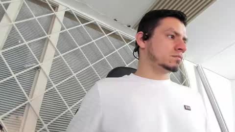 Snapshot of rick_diesel chatting on 10-01-25, 03:45 Rick Diesel online show from 10-01-25, 03:45