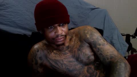 Snapshot of rickavelli chatting on 11-19-25, 02:55 Rick online show from 11-19-25, 02:55