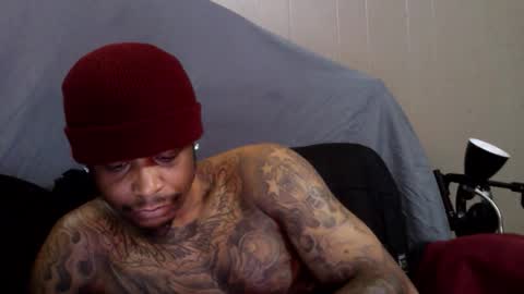 Snapshot of rickavelli chatting on 02-11-26, 05:40 Rick online show from 02-11-26, 05:40