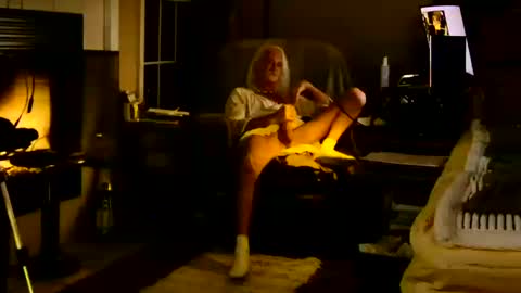 PINK HOLE TWINK online show from 10-18-25, 04:26