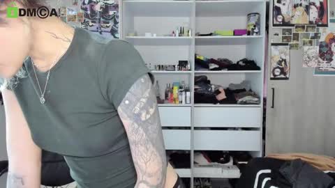 RickyDicot 13 online show from 01-09-25, 03:15