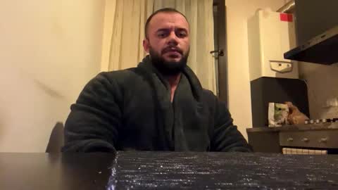 Snapshot of rickymiami1 chatting on 10-18-25, 07:03 rickymiami1 online show from 10-18-25, 07:03