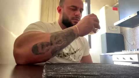 Snapshot of rickymiami1 chatting on 10-20-25, 08:59 rickymiami1 online show from 10-20-25, 08:59