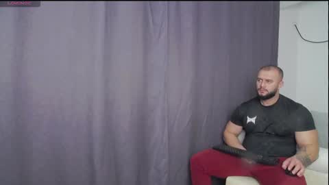 Snapshot of rickymiami1 chatting on 12-14-25, 03:39 rickymiami1 online show from 12-14-25, 03:39