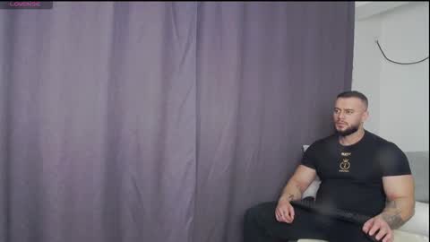 Snapshot of rickymiami1 chatting on 02-15-26, 01:31 rickymiami1 online show from 02-15-26, 01:31