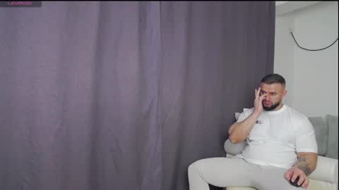 Snapshot of rickymiami1 chatting on 02-26-26, 07:35 rickymiami1 online show from 02-26-26, 07:35