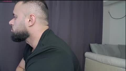 Snapshot of rickymiami1 chatting on 03-09-26, 07:40 rickymiami1 online show from 03-09-26, 07:40