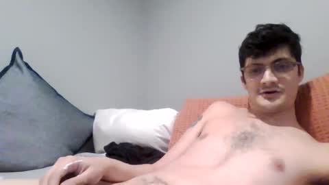 Snapshot of rickyskylar chatting on 10-29-25, 01:41 Ricky online show from 10-29-25, 01:41