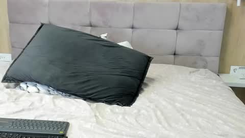 Snapshot of rico_ricky chatting on 01-29-25, 12:02 Ricky online show from 01-29-25, 12:02