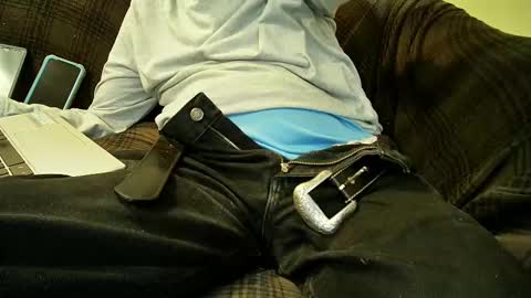 Snapshot of rico_y_suave_4u chatting on 12-27-24, 11:53 Easy if yun are good see my pics online show from 12-27-24, 11:53