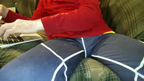 Snapshot of rico_y_suave_4u chatting on 02-25-25, 11:55 Easy if yun are good see my pics online show from 02-25-25, 11:55