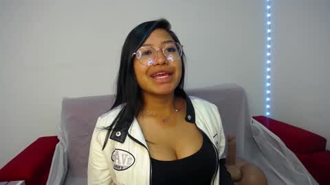 Snapshot of ricura_mily chatting on 02-03-25, 03:20 milena online show from 02-03-25, 03:20