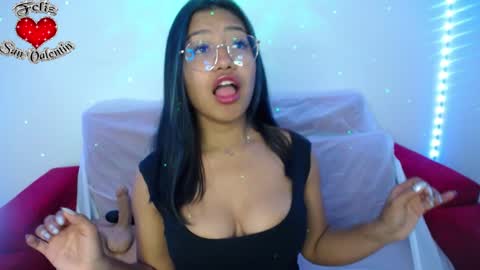Snapshot of ricura_mily chatting on 02-08-25, 03:30 milena online show from 02-08-25, 03:30