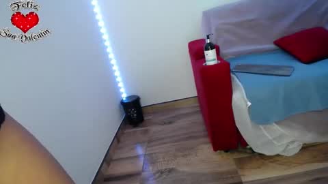 Snapshot of ricura_mily chatting on 02-23-25, 01:46 milena online show from 02-23-25, 01:46
