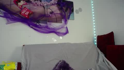 Snapshot of ricura_mily chatting on 10-14-25, 03:40 milena online show from 10-14-25, 03:40